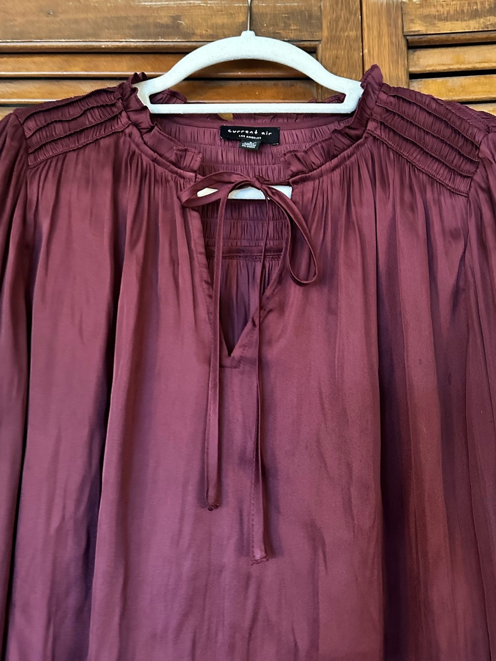 Current Air Burgundy Smocked Neck Silk Feel Tie Collar Blouse size large - Picture 2 of 9